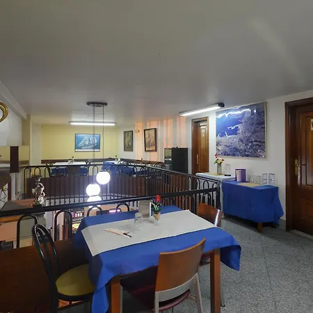 Hotel Marín *